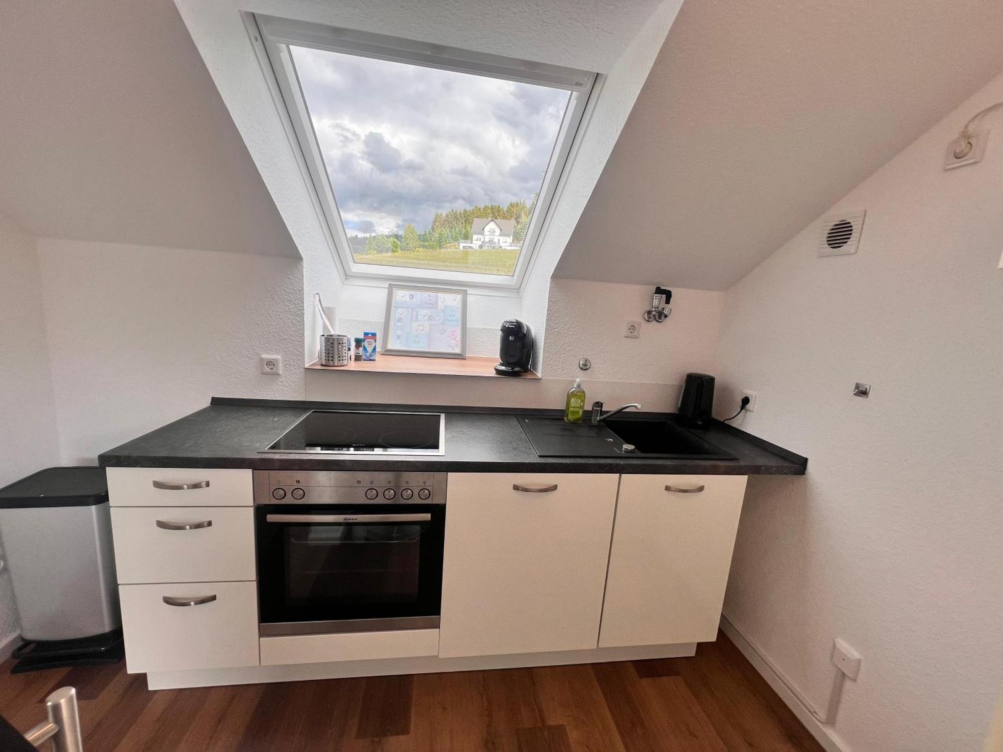 Gemuetliche 3-Zimmer-Wohnung Mit Panoramablick Und Kostenlosem Ueberdachten Parkplatz Winterberg Eksteriør bilde